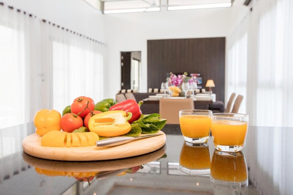 Shanti Villas X Monthstayz Thailand Rawai Eksteriør billede