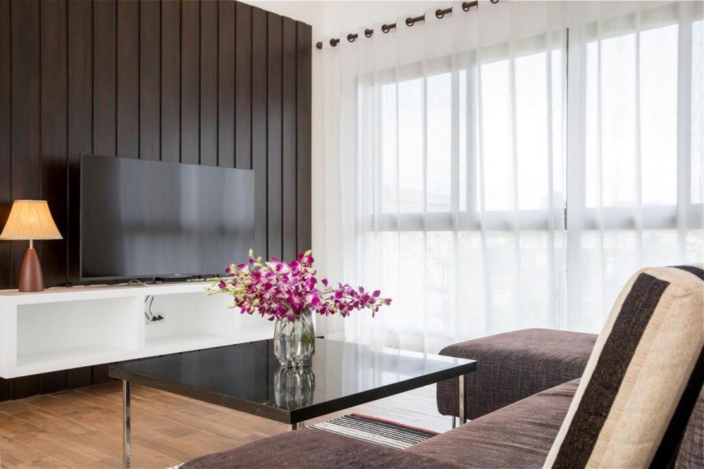 Shanti Villas X Monthstayz Thailand Rawai Eksteriør billede